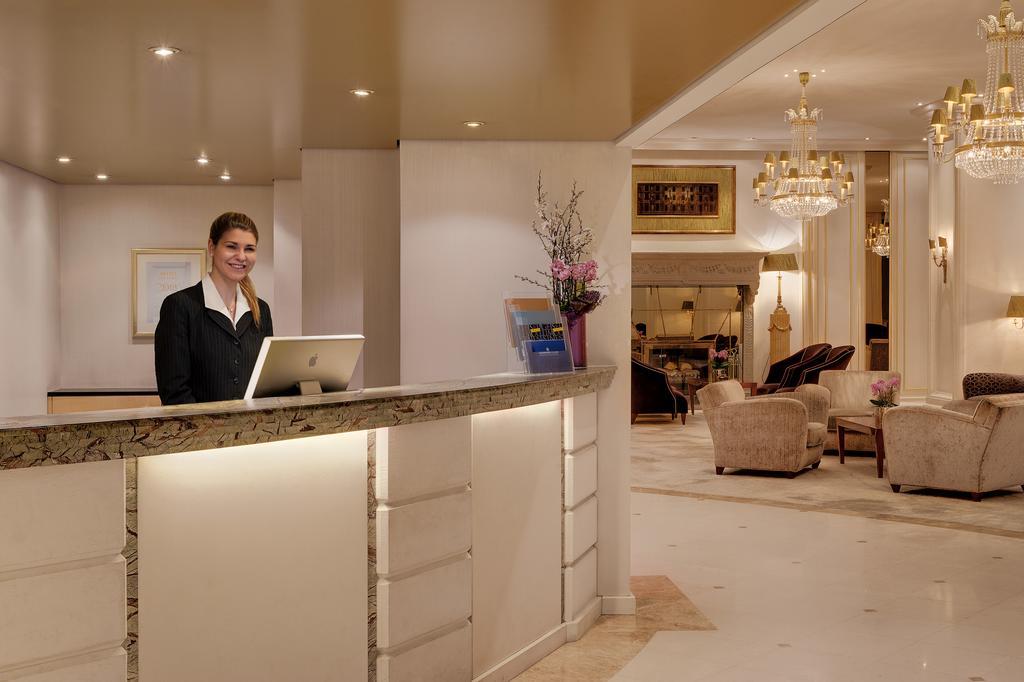 Hotel Koenigshof Мюнхен Екстериор снимка