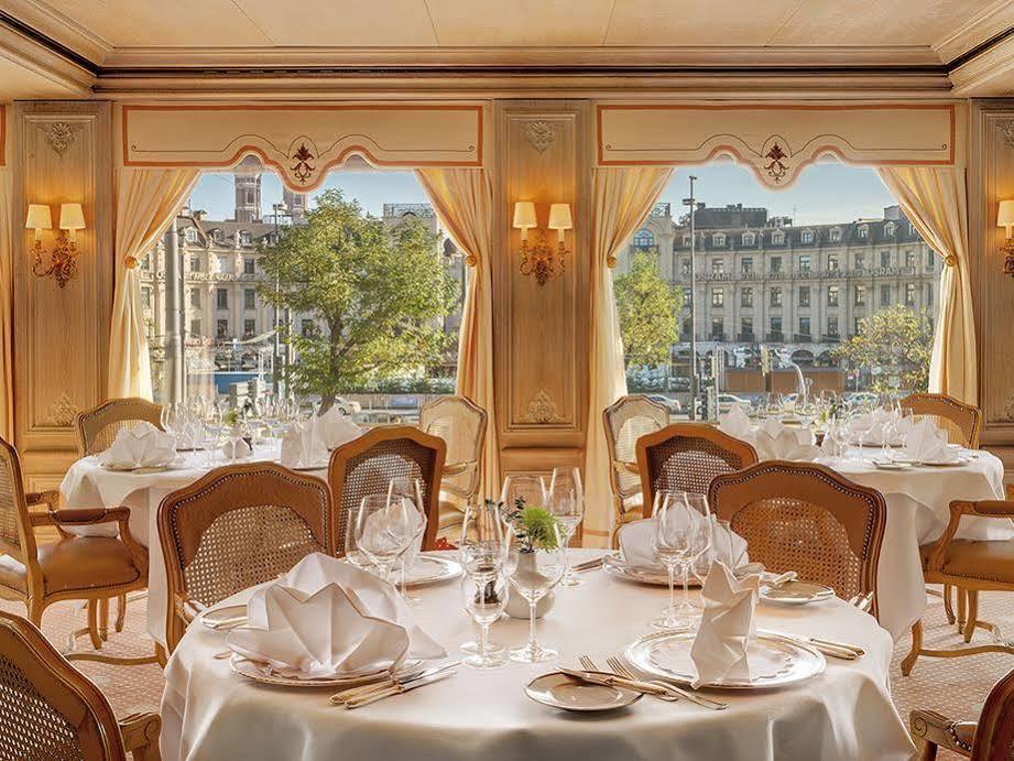 Hotel Koenigshof Мюнхен Екстериор снимка